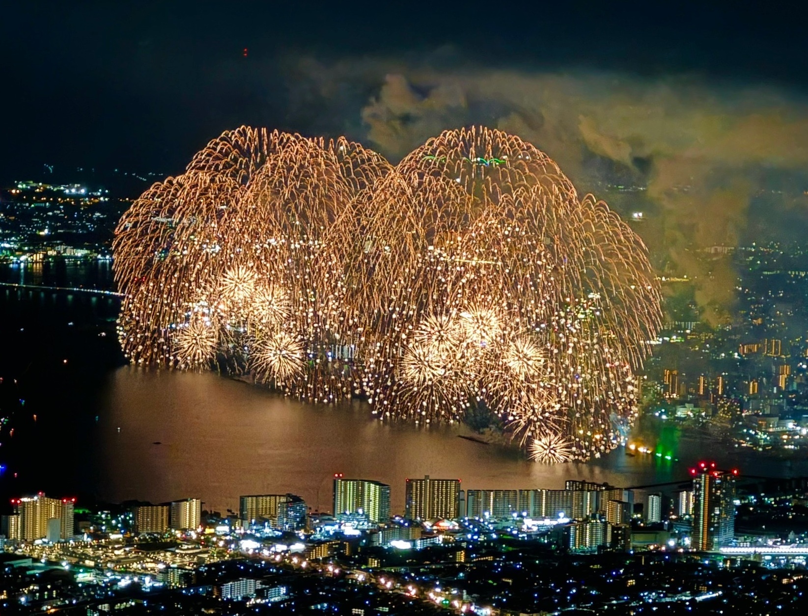 8/8「びわ湖大花火大会2025」開催日は時間を延長して営業
